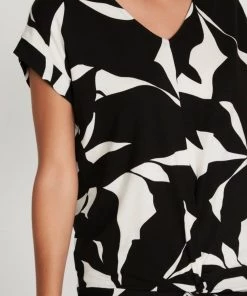 M&Co Black Mono Abstract Twist Top -M&Co Sales Shop unnamed file 10 scaled