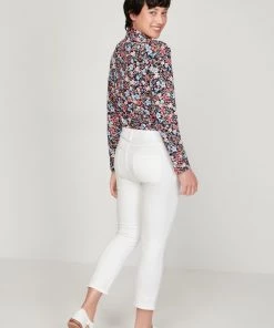 M&Co Petite White Super Soft Slim Cropped Jeans -M&Co Sales Shop unnamed file 1047 scaled