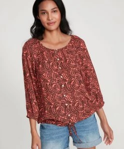 M&Co Red Swirl Design Gypsy Top