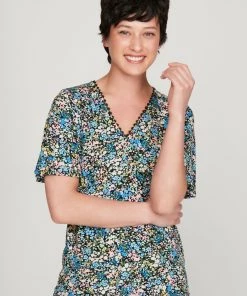 M&Co Petite Petite Meadow Lace Trim Top