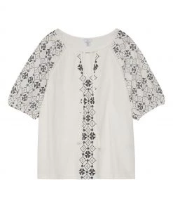 M&Co White Aztec Print Gypsy Top -M&Co Sales Shop unnamed file 1189 scaled
