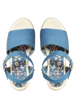 M&Co Blue Chambray Wedge Sandals 8 M&Co Blue Chambray Wedge Sandals -M&Co Sales Shop unnamed file 1341 scaled