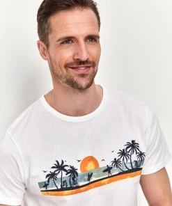 M&Co White Desert Island T-Shirt -M&Co Sales Shop unnamed file 141 scaled