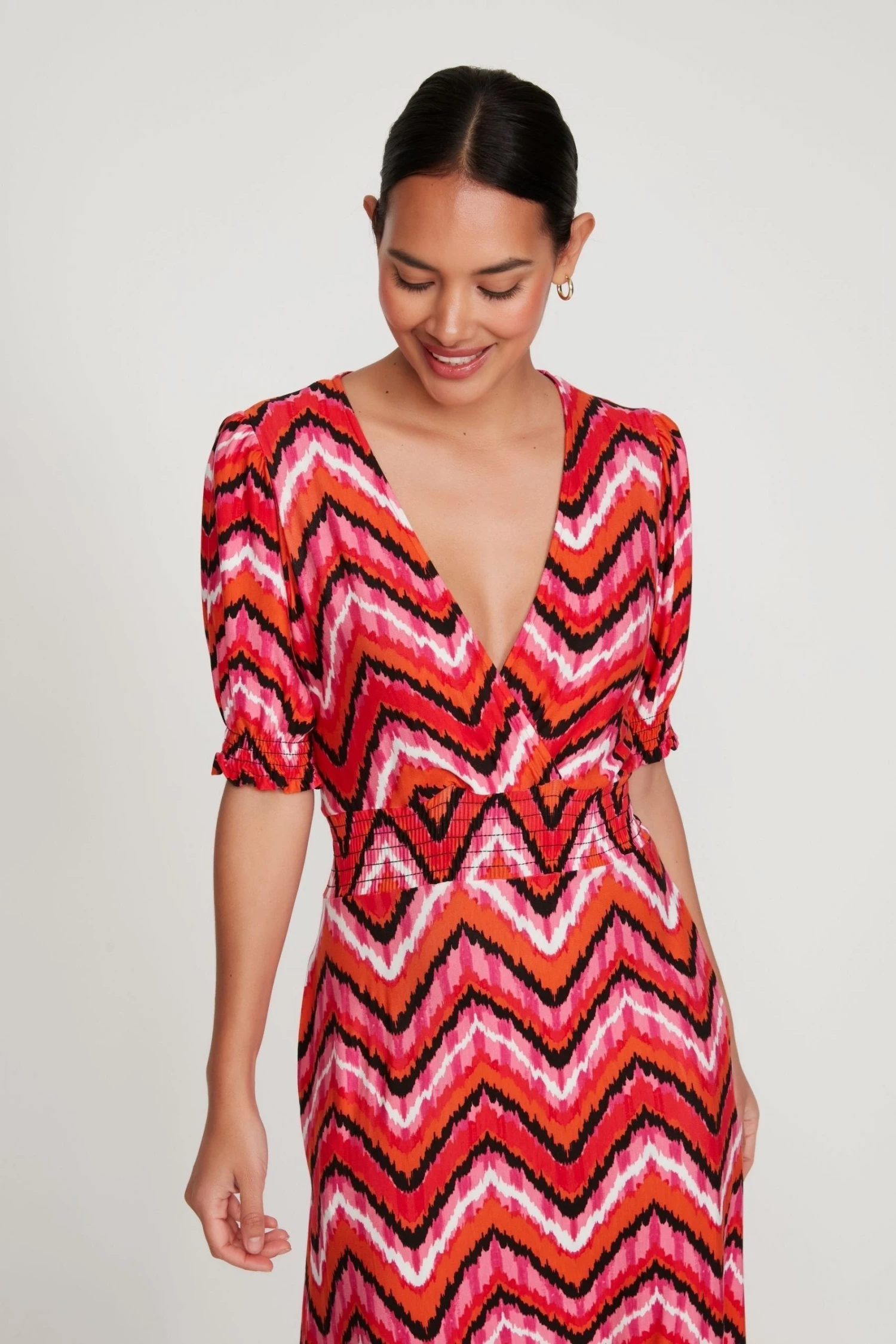 M&Co Red Zig Zag Print Jersey Midi Dress 8 M&Co Red Zig Zag Print Jersey Midi Dress - Image 6
