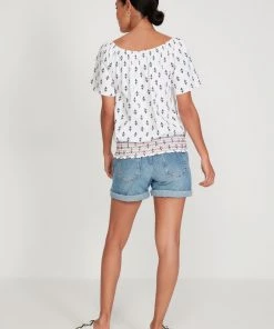 M&Co Sales Shop -M&Co Sales Shop unnamed file 233 scaled