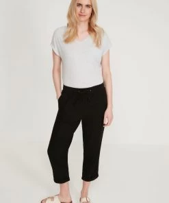 M&Co Black Linen Cropped Trousers -M&Co Sales Shop unnamed file 475 scaled