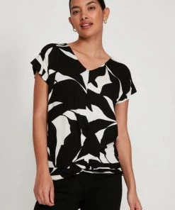 M&Co Black Mono Abstract Twist Top