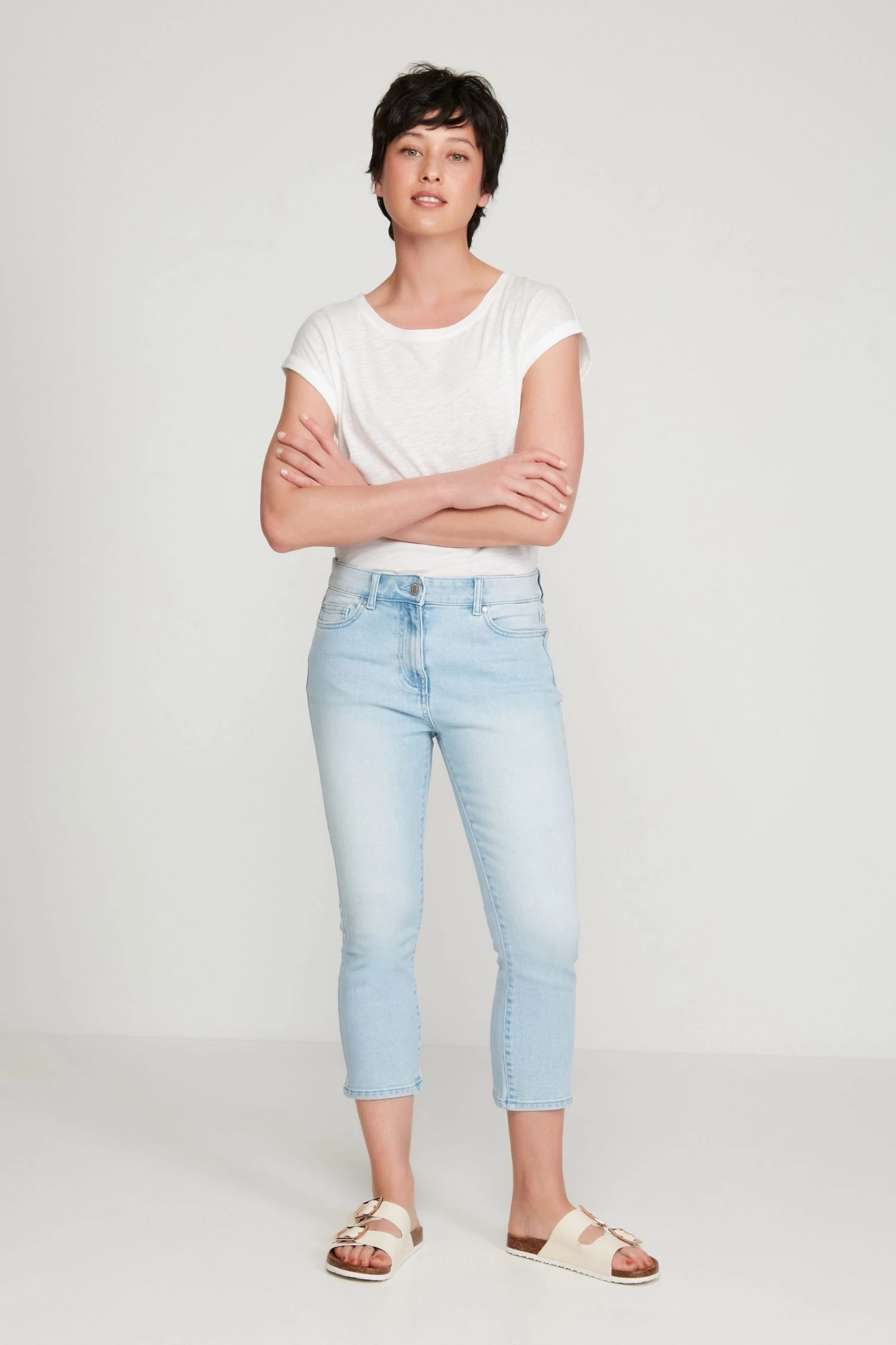 M&Co Blue Petite Supersoft Slim Cropped Jeans 5 M&Co Blue Petite Supersoft Slim Cropped Jeans - Image 3