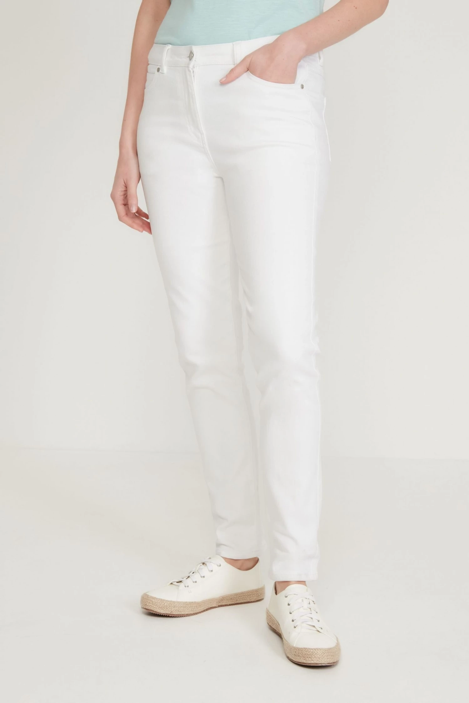 M&Co White Supersoft Slim Leg Jeans 3 M&Co White Supersoft Slim Leg Jeans