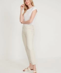 M&Co Cream Mom Jeans 11 M&Co Cream Mom Jeans -M&Co Sales Shop unnamed file 946 scaled