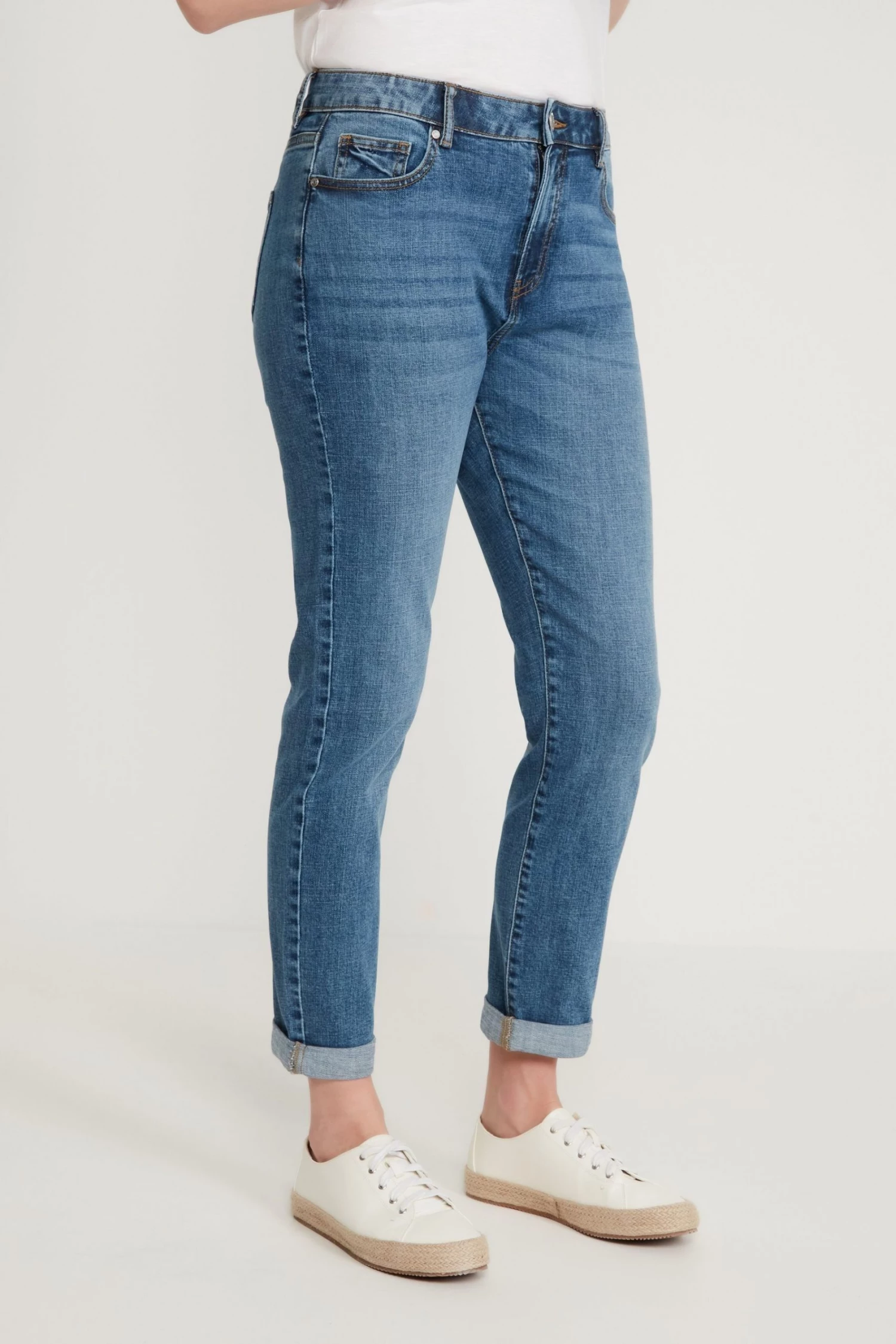 M&Co Blue Slim Leg Boyfriend Jeans 3 M&Co Blue Slim Leg Boyfriend Jeans